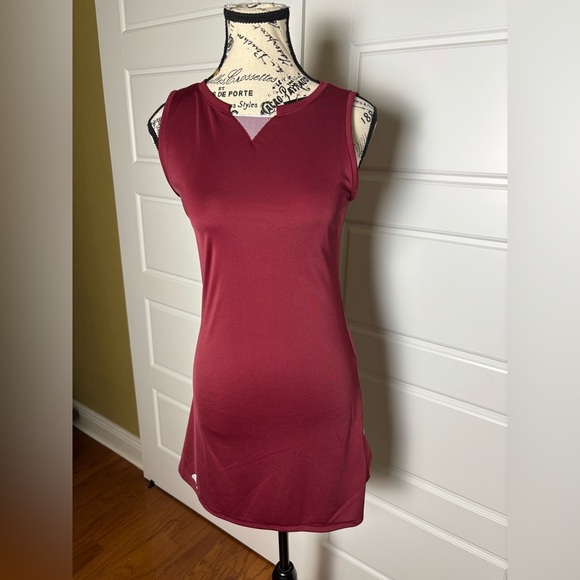 BRAND NEW ADIDAS climalite CLUB TENNIS DRESS Burgundy - Picture 1 of 8